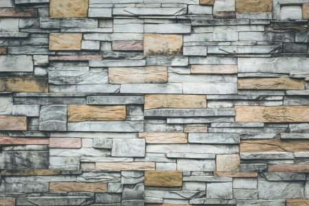 Natural stone vs faux veneers